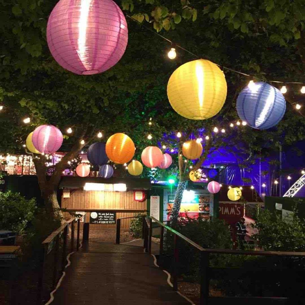 Pretty Festoon Lighting with Lanterns