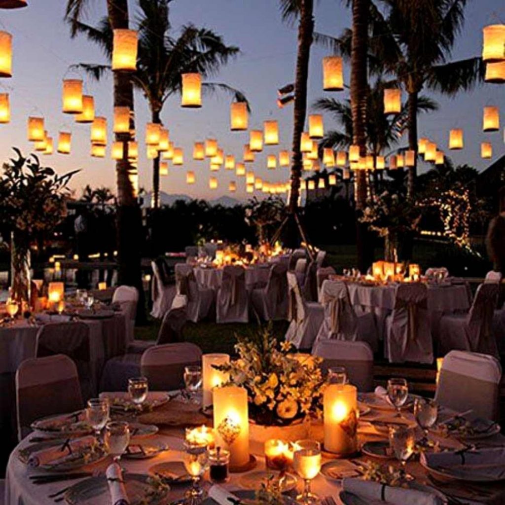 Stunning lighting design at wedding dinner