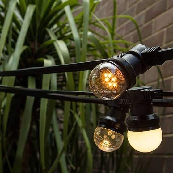 Low voltage festoons with black cable